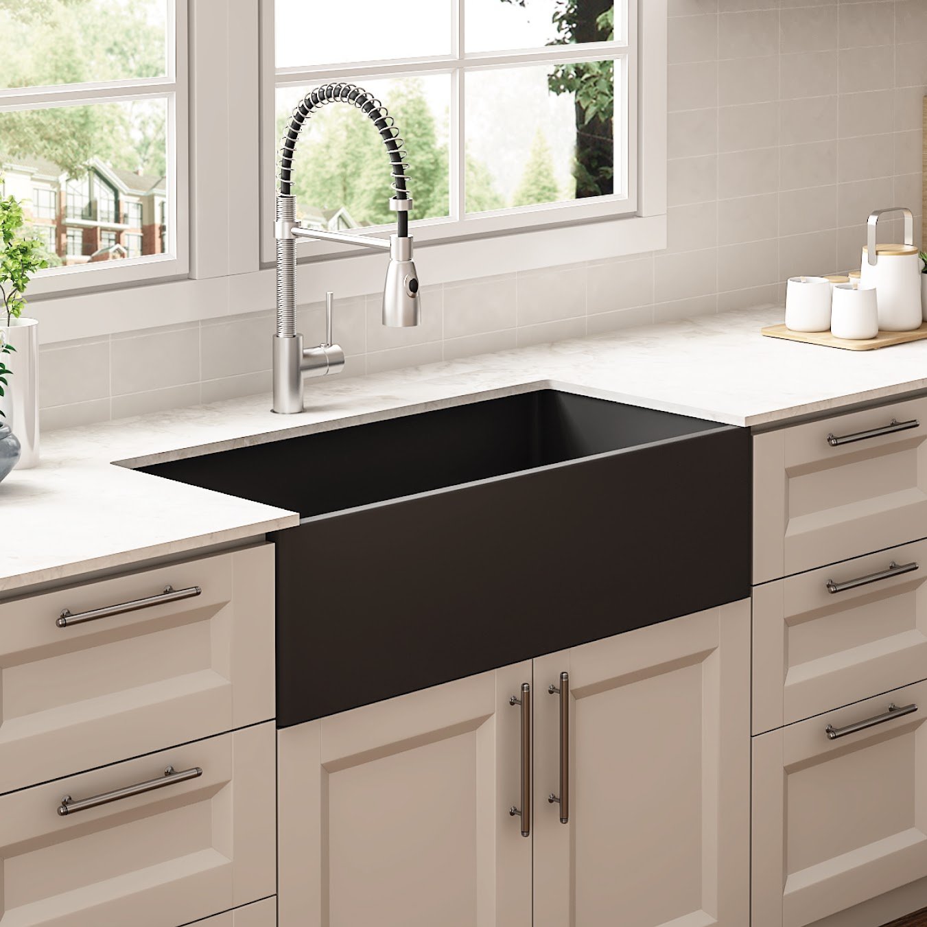 Why Fireclay Farmhouse Sinks Are a Must-Have for Modern Kitchens